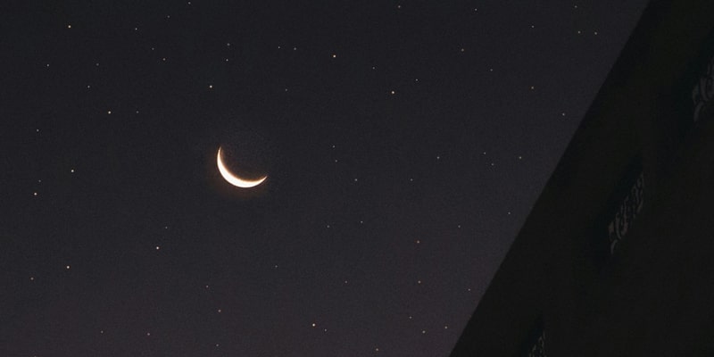night build and moon (Cover For track)